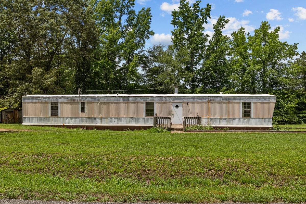 Camden, TN 38320,6495 Divider Natchez Trace Rd