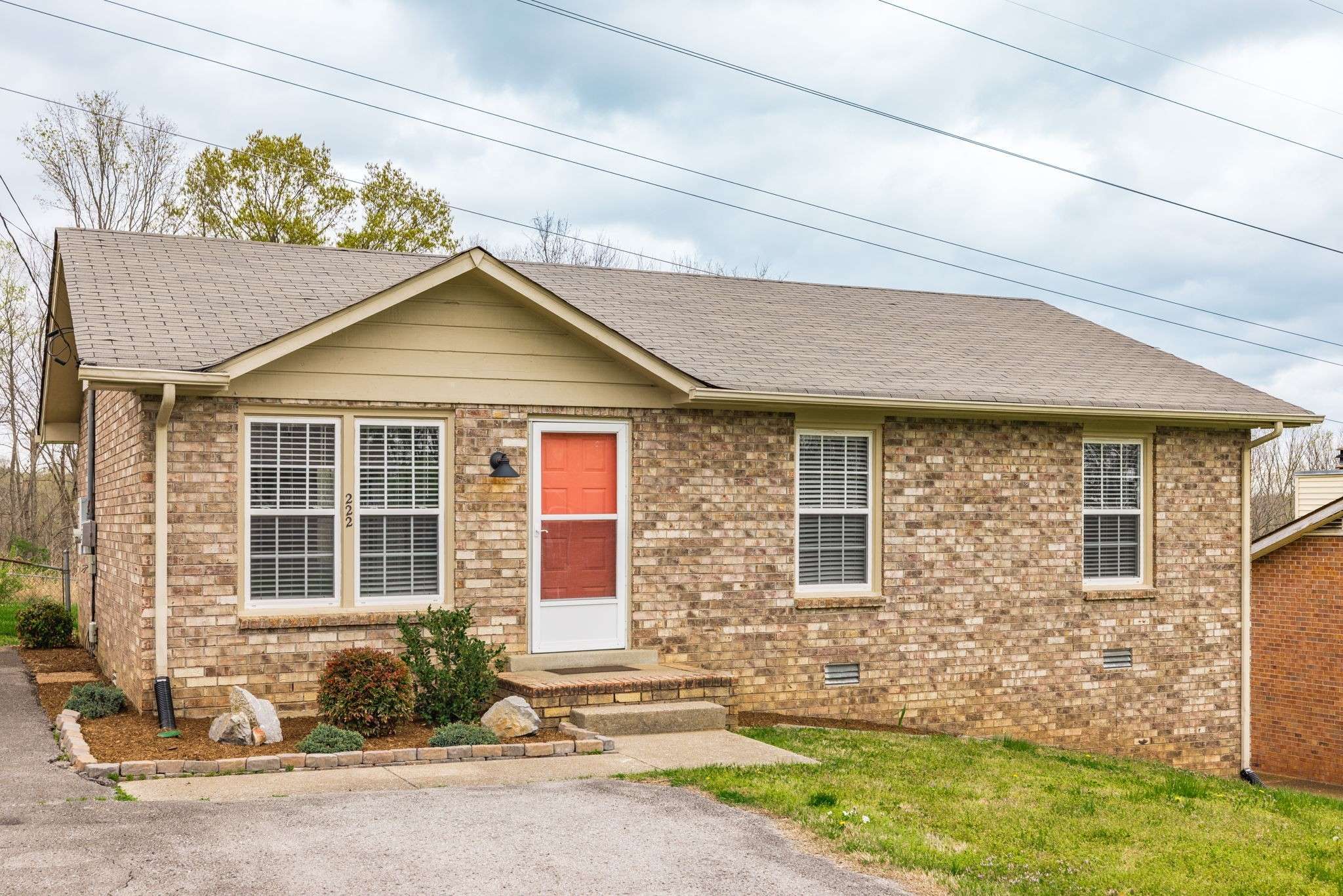 222 Township Dr, Hendersonville, TN 37075
