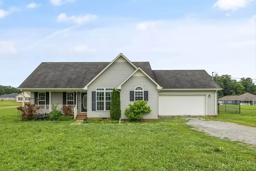 195 Patrick Rd, Fayetteville, TN 37334