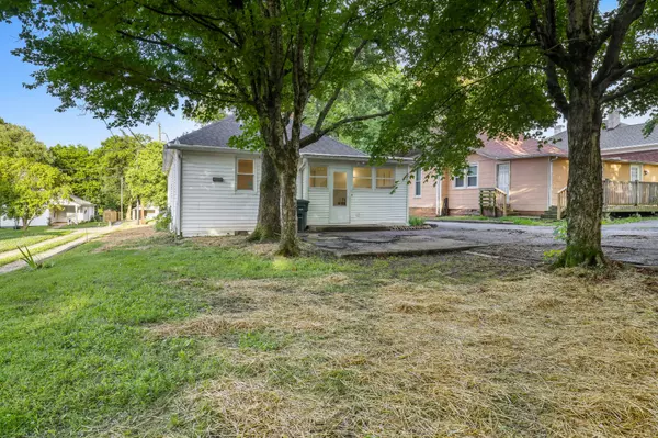 Springfield, TN 37172,205 N Oak St