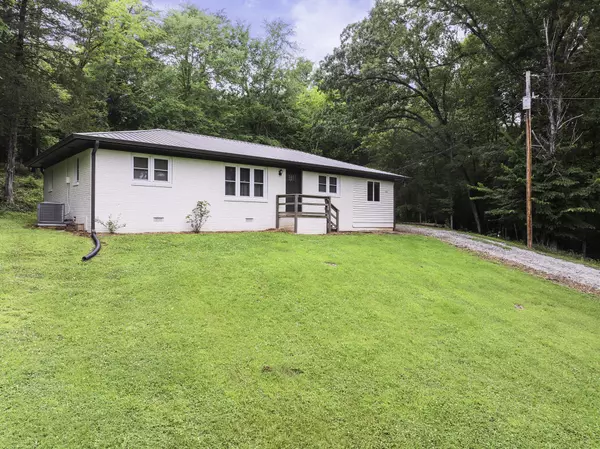 112 Sam Horner Ln, Decaturville, TN 38329
