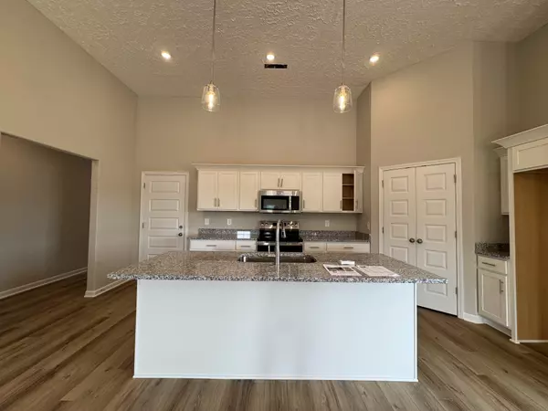 Manchester, TN 37355,62 Laurel View St