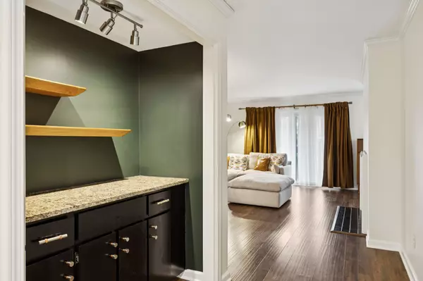 Nashville, TN 37215,101 Hillsboro Pl