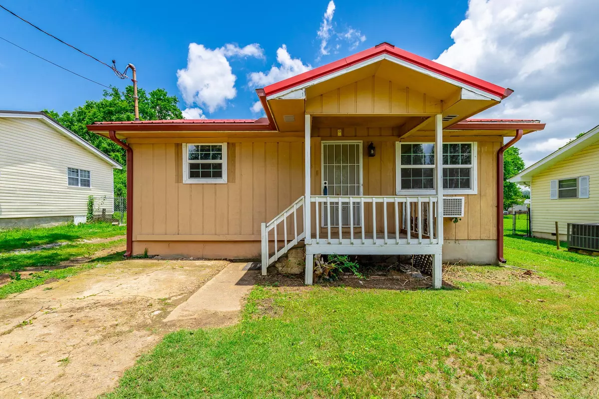 Chattanooga, TN 37419,3405 Elder Mountain Road