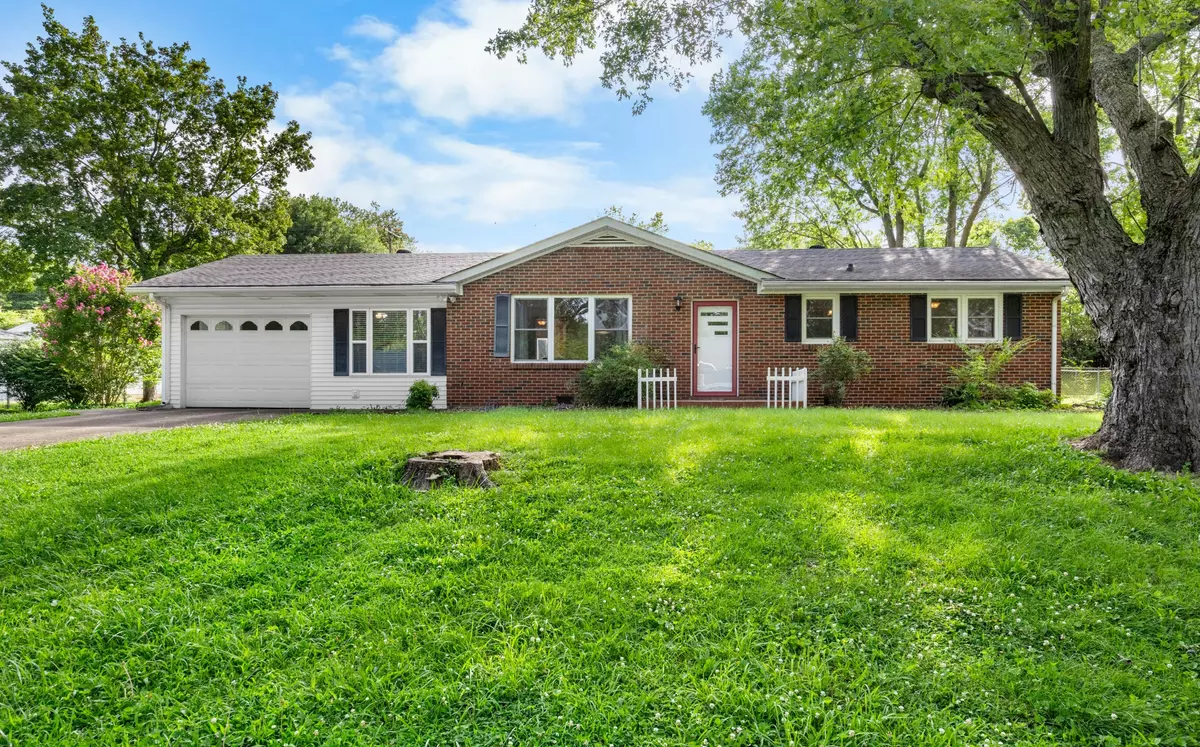 Clarksville, TN 37040,19 Garth Dr