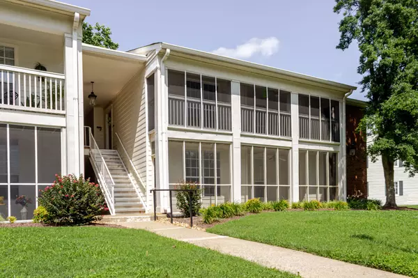 1280 Middle Tennessee Blvd #E14, Murfreesboro, TN 37130