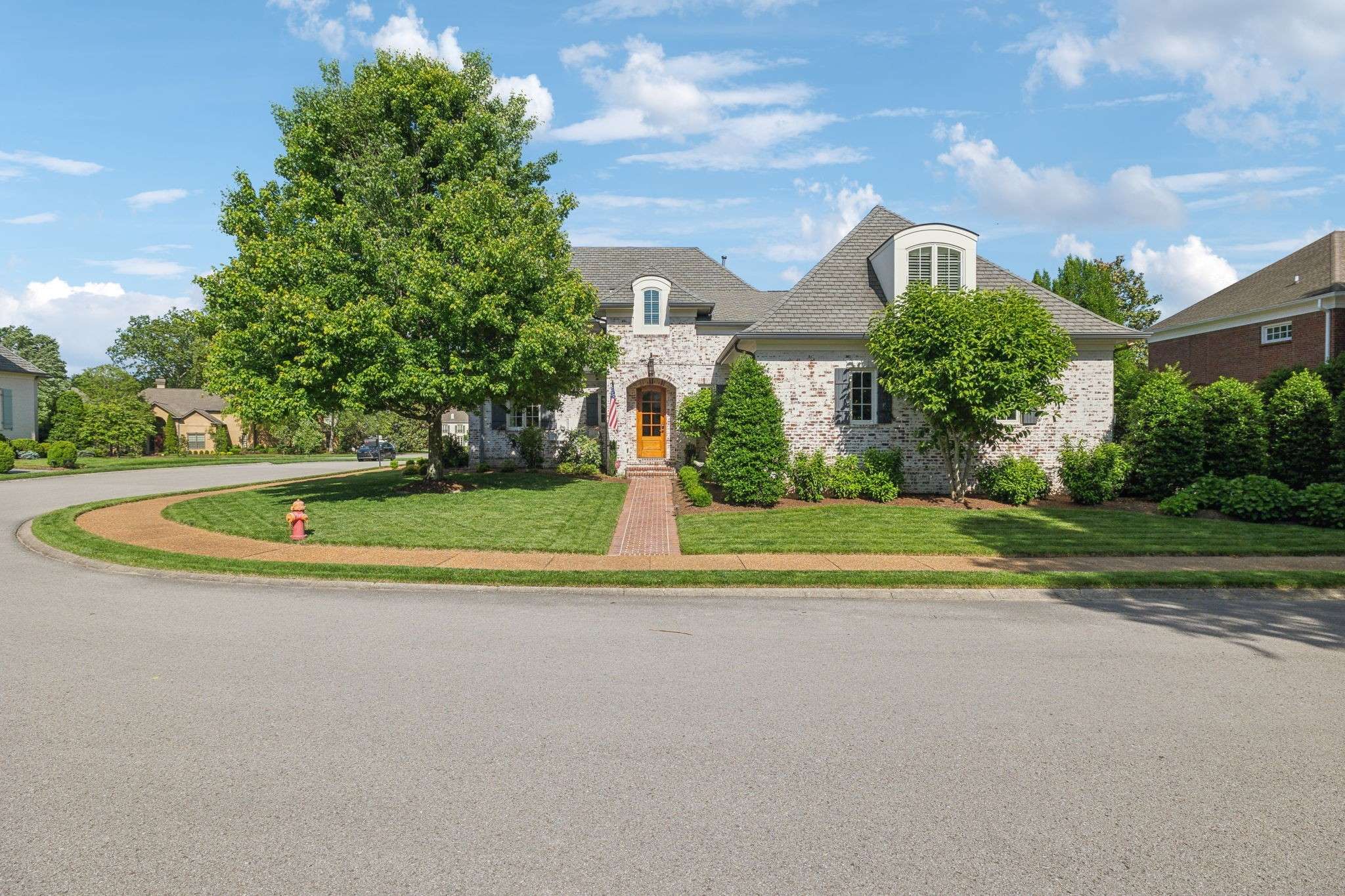 Nashville, TN 37215,114 Middleton Cir