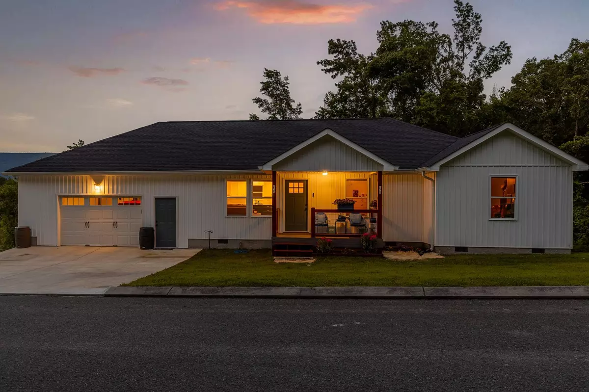 Dunlap, TN 37327,111 Oak Meadow Drive
