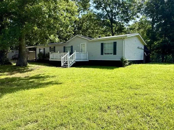 Hohenwald, TN 38462,102 Backwoods Dr