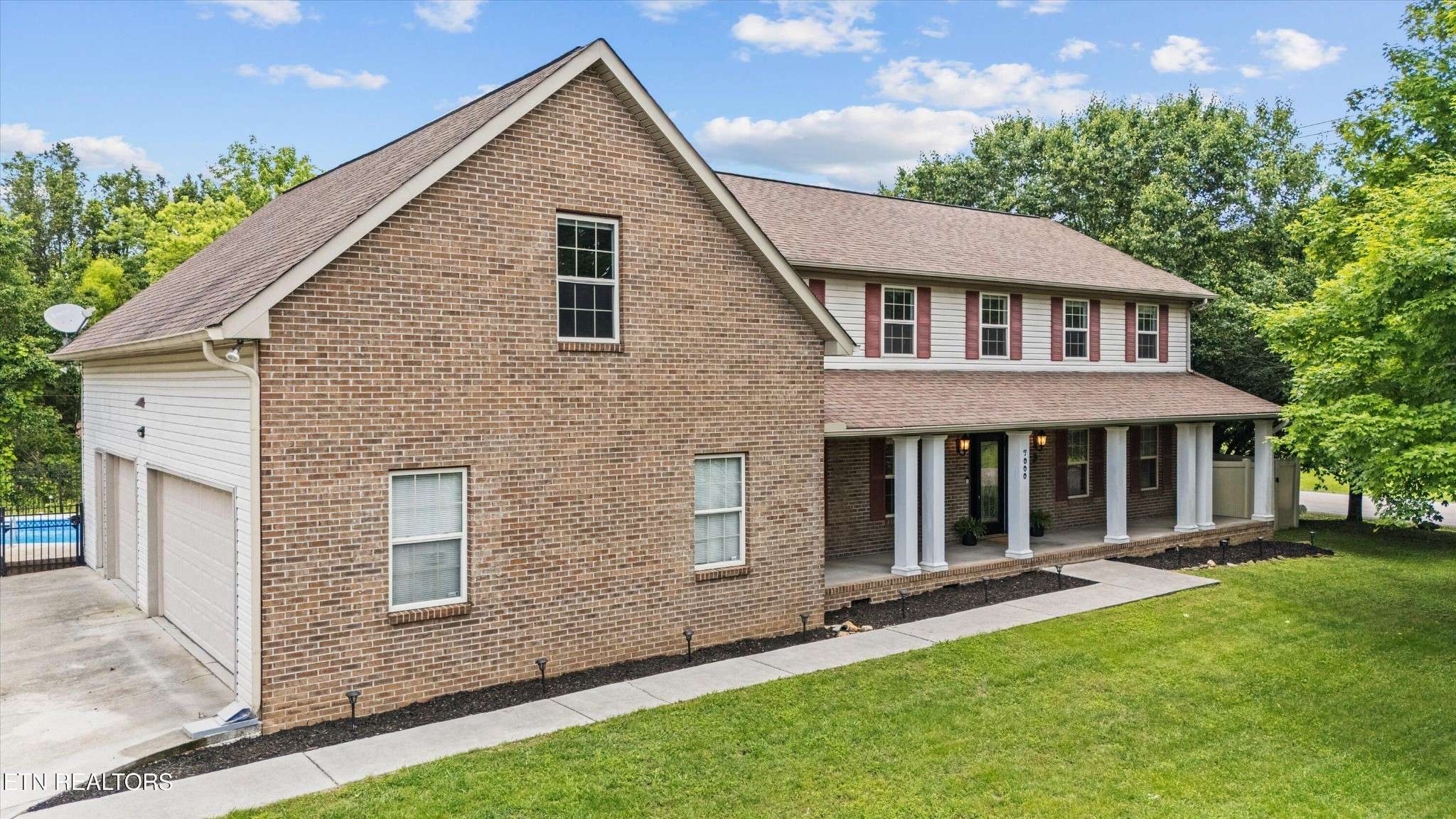 7000 Monarch Court, Knoxville, TN 37918