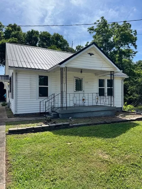 715 N High St #N, Winchester, TN 37398