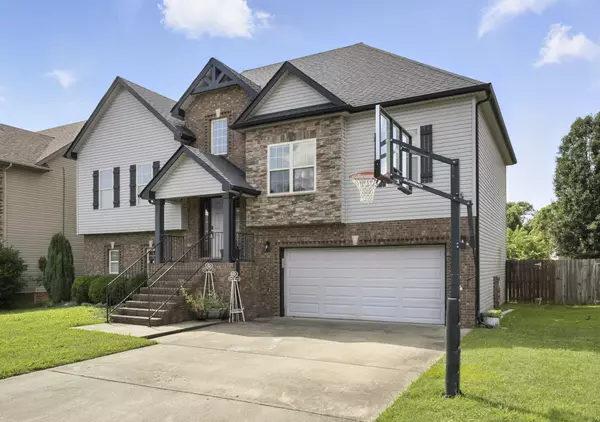 Clarksville, TN 37040,756 Cavalier Dr