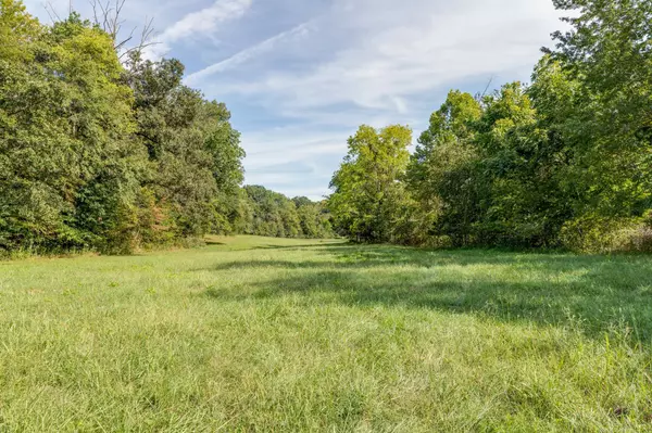 Erin, TN 37061,70 John Brooks Ln