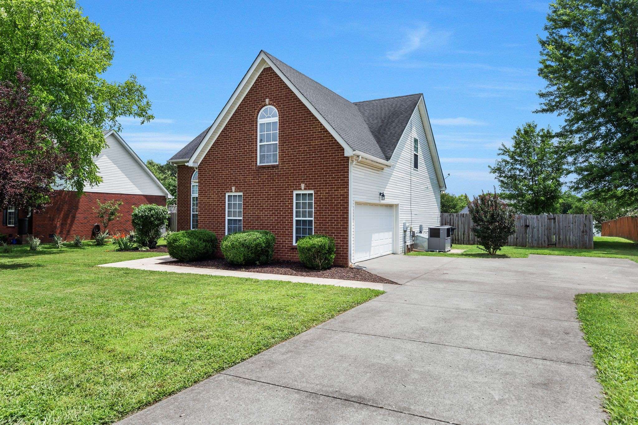 Murfreesboro, TN 37130,3406 Meadowhill Dr