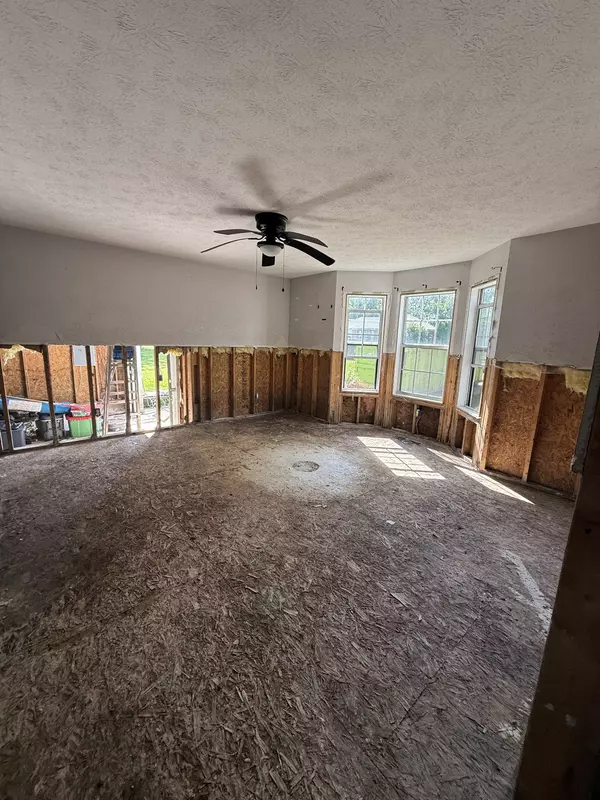 Oak Grove, KY 42262,8635 Kingman Ct