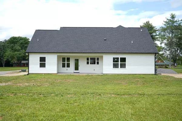 Portland, TN 37148,825A College St