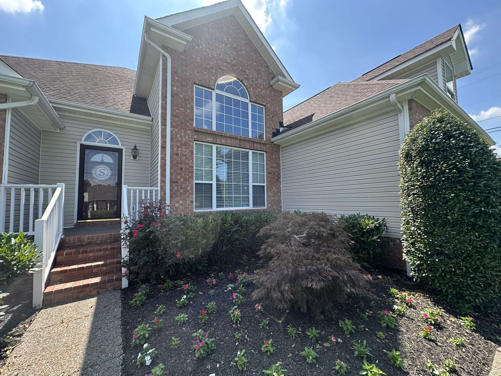 1239 Wentworth Dr, Gallatin, TN 37066