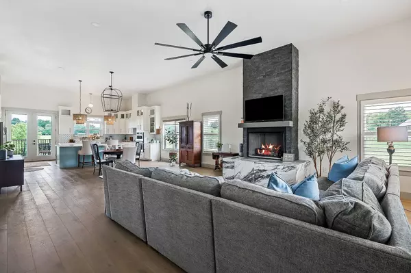 Cookeville, TN 38506,613 Blue Water Dr