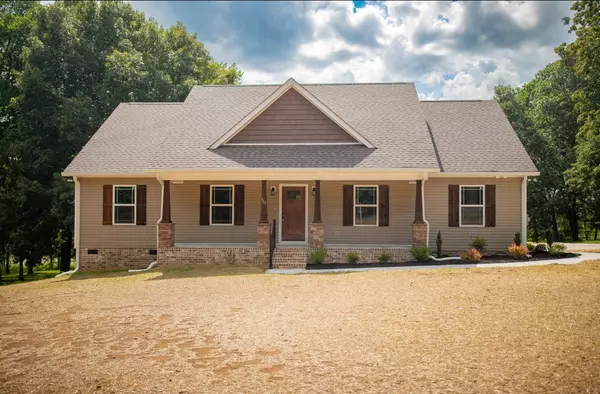 307 Ledgeview Dr, Shelbyville, TN 37160