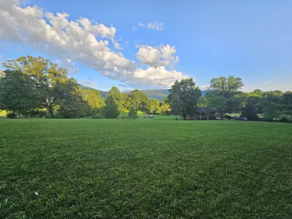 Dunlap, TN 37327,770 Jack Smith Rd