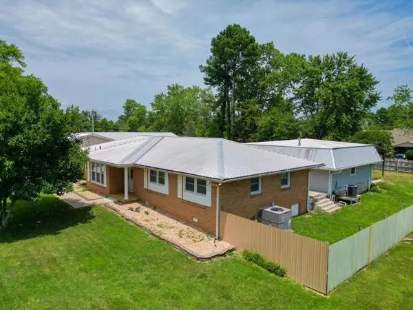 Greenbrier, TN 37073,1017 Primrose Dr