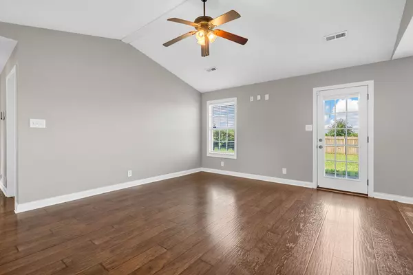 Oak Grove, KY 42262,141 Bob White Trl