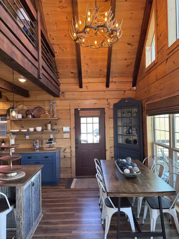 Hilham, TN 38568,139 E Swan Ridge Rd