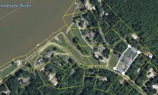Clifton, TN 38425,224 Peters Landing Rd