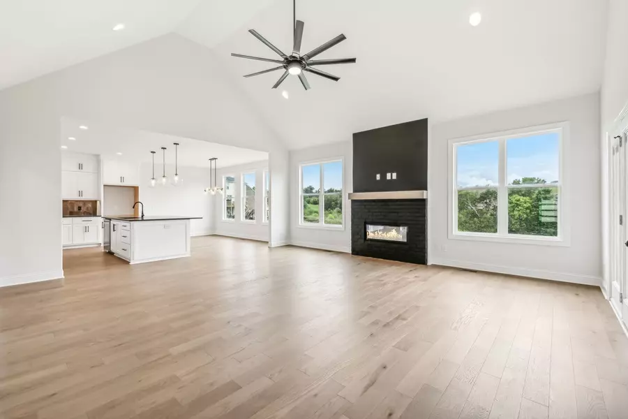 512 Smokey Ridge, Nolensville, TN 37135