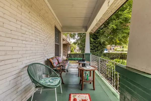 Nashville, TN 37212,905 14th Ave #S