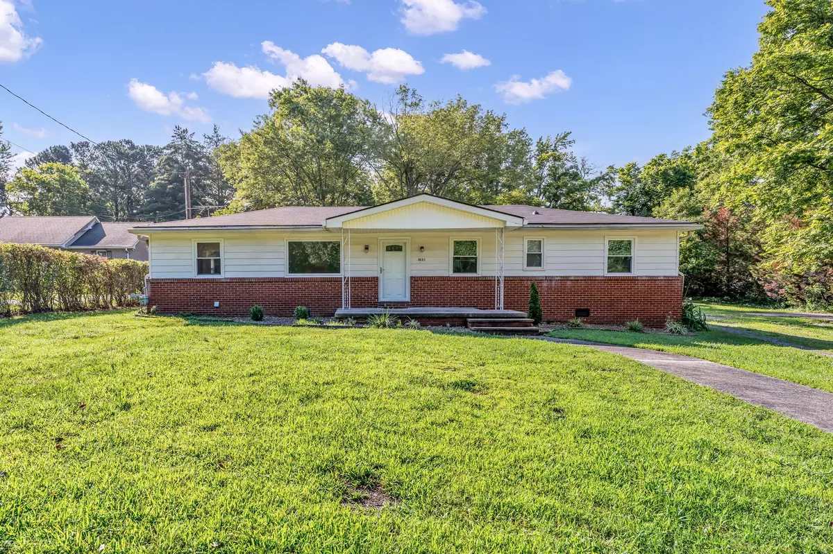 Greenbrier, TN 37073,1831 Woodruff Ave