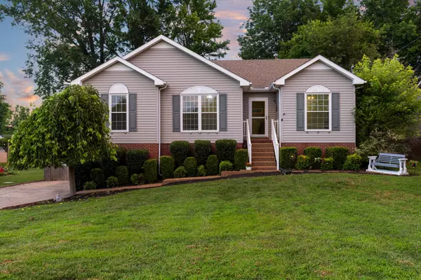 White House, TN 37188,604 Highland Dr