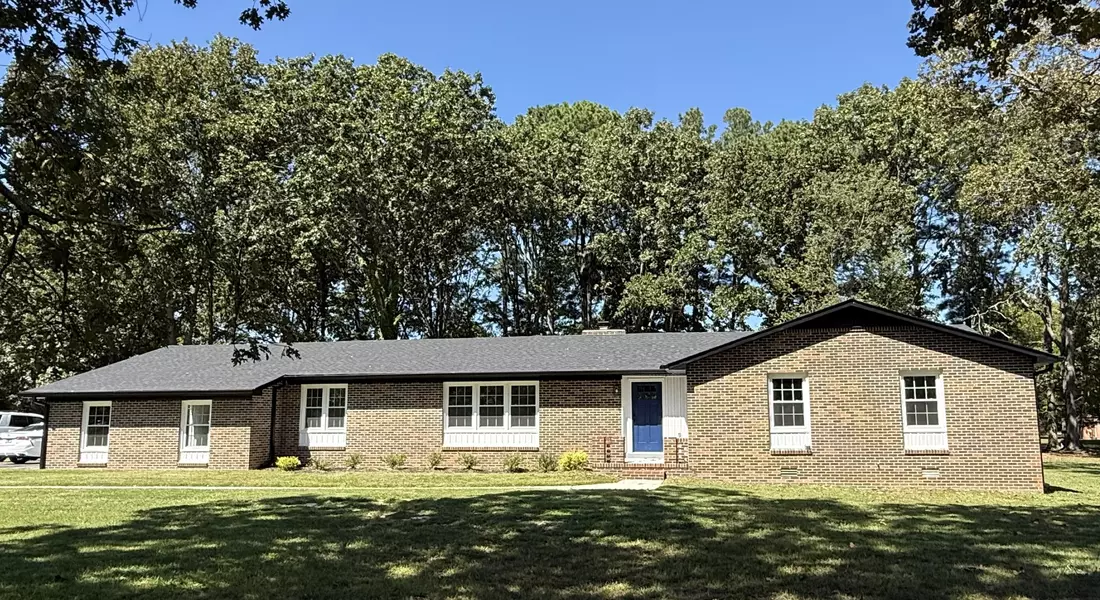 305 Twelve Oaks Rd, Tullahoma, TN 37388