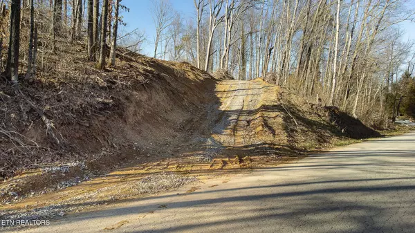 Clinton, TN 37716,0 Bush Rd