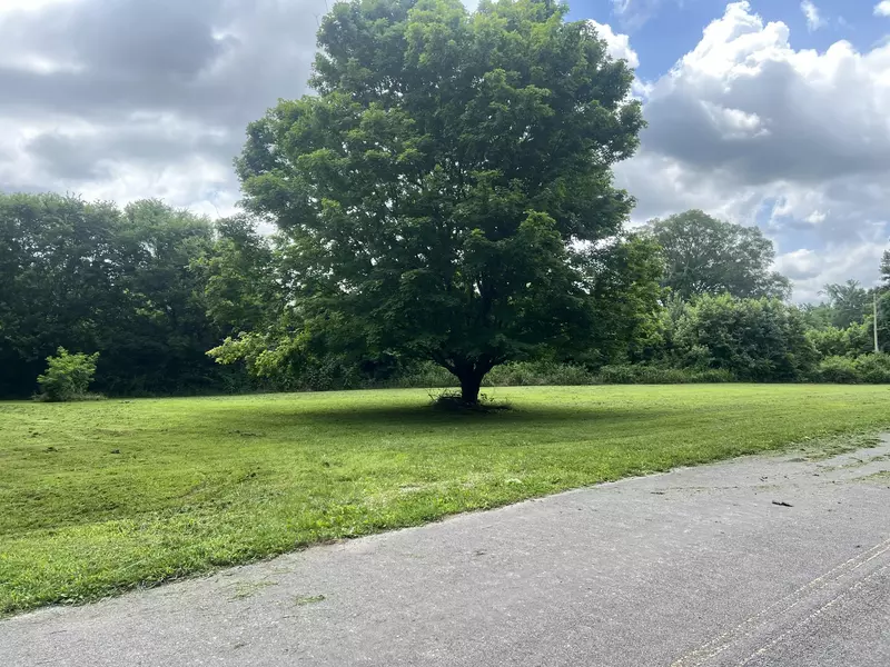 3387 Holders Cemetery Rd, Winchester, TN 37398