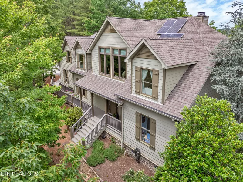 670 Hawk View Drive, Townsend, TN 37882