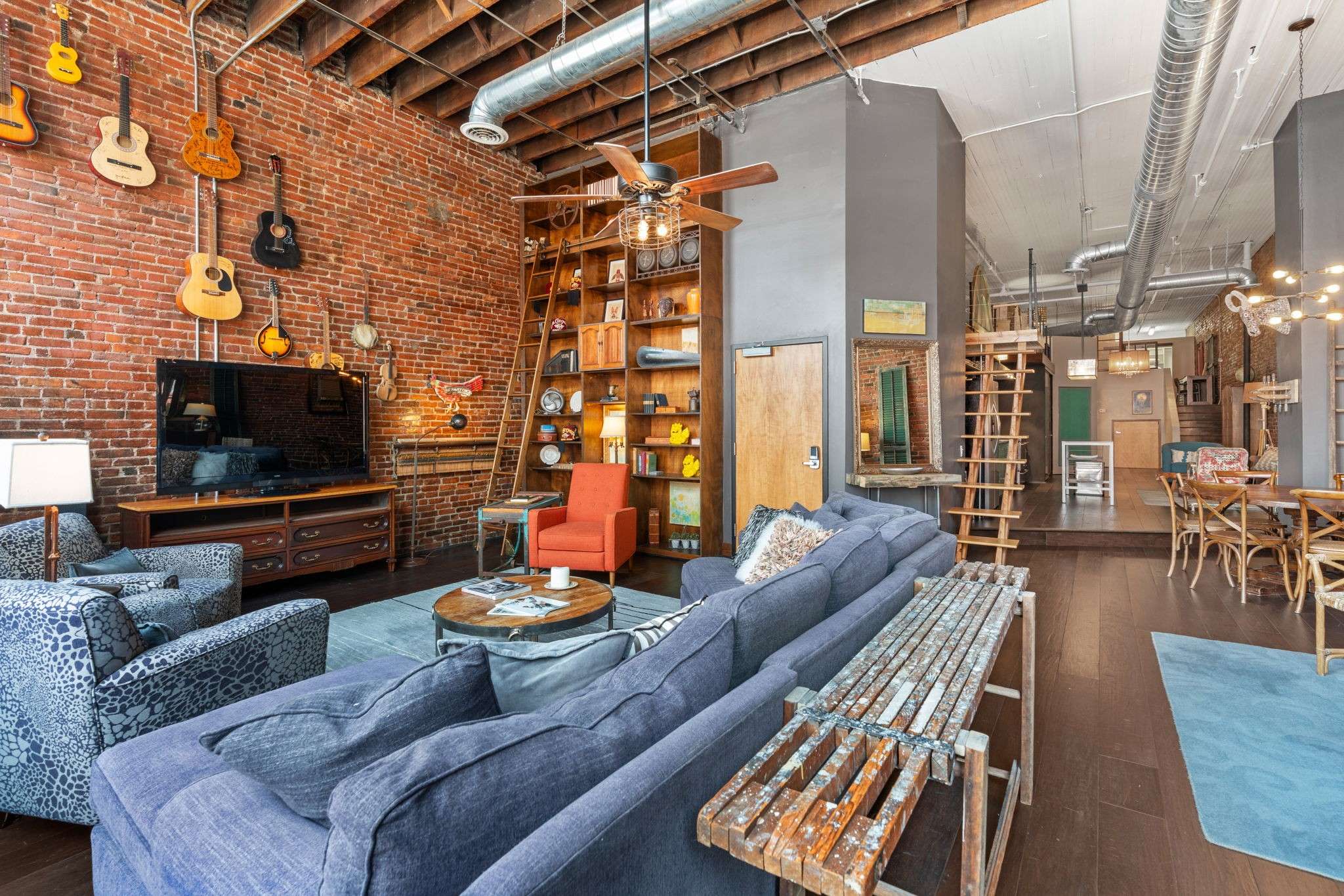 207 3rd Ave #N #301, Nashville, TN 37201
