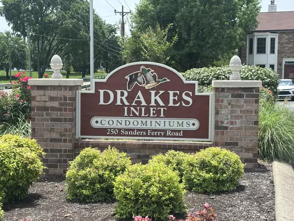 250 Sanders Ferry Rd #34, Hendersonville, TN 37075