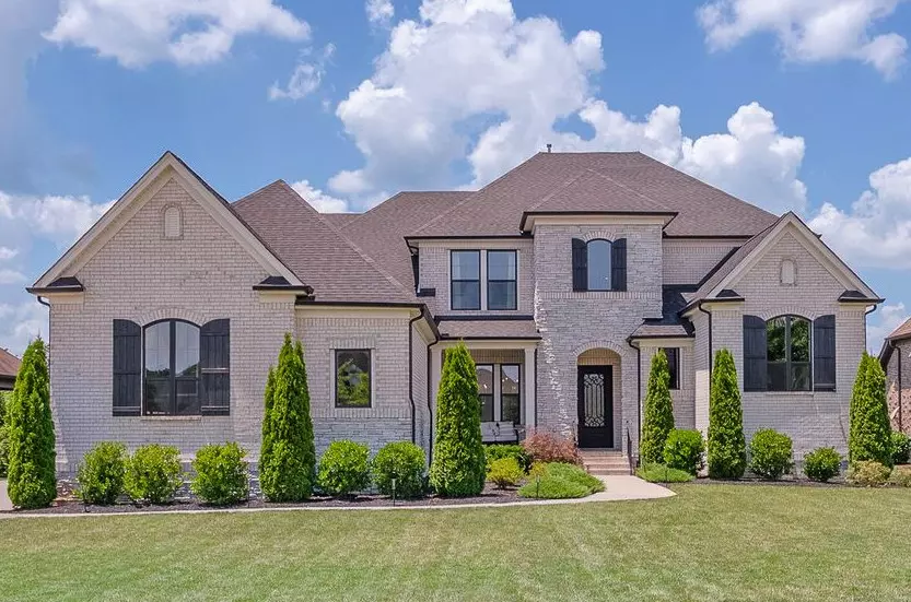 4512 Marymont Springs Blvd, Murfreesboro, TN 37128