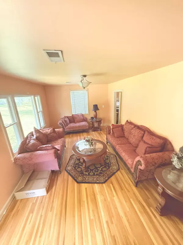 Nashville, TN 37217,512 Vinson Dr