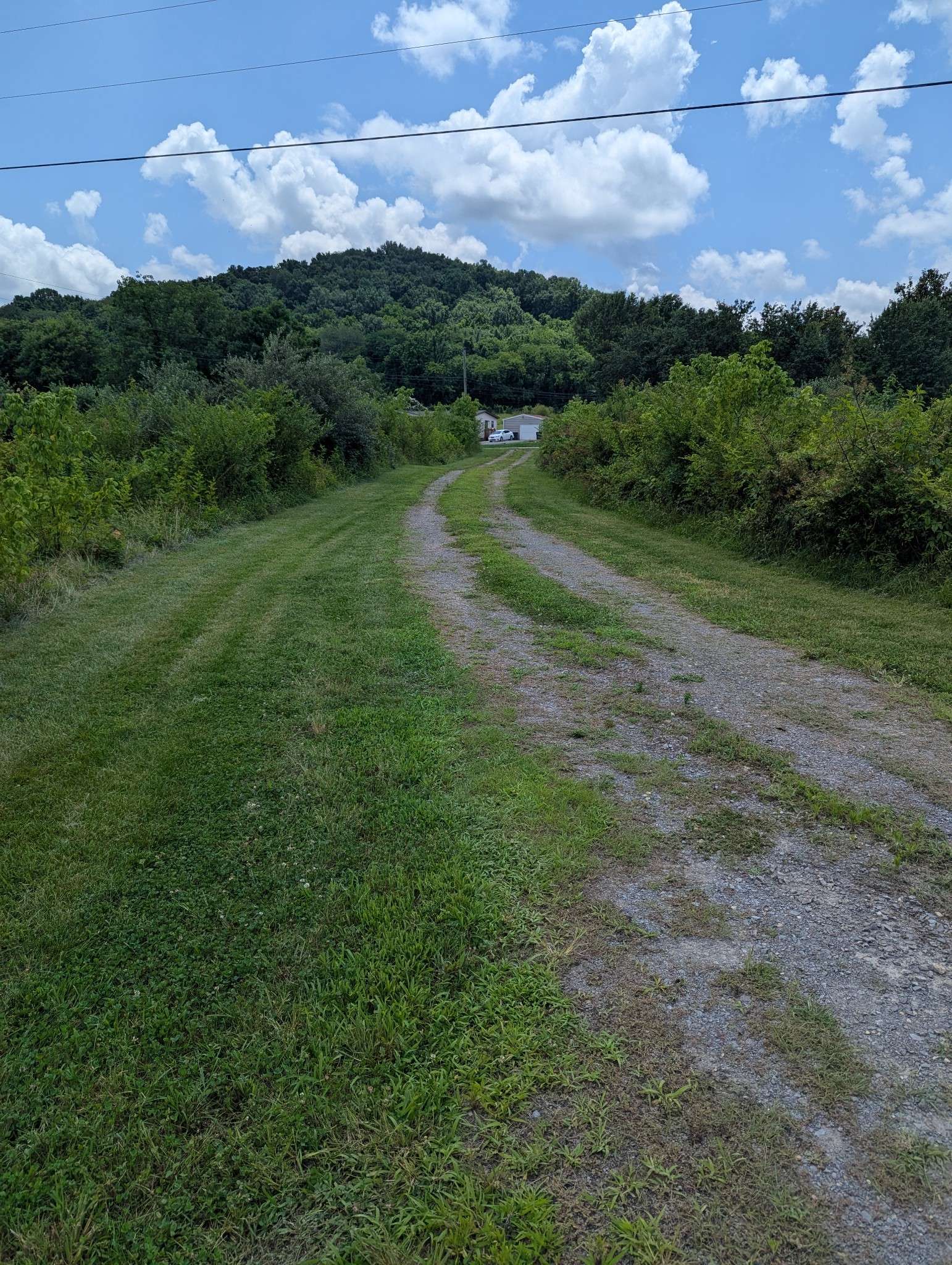 Gainesboro, TN 38562,210 Edwin Smith Ln