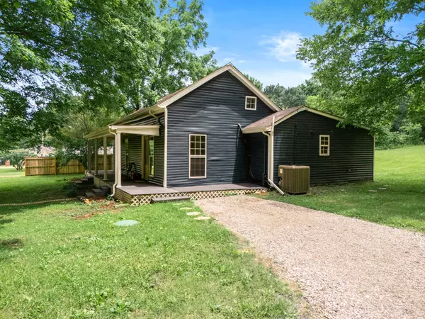 Westmoreland, TN 37186,732 Fairfield Rd