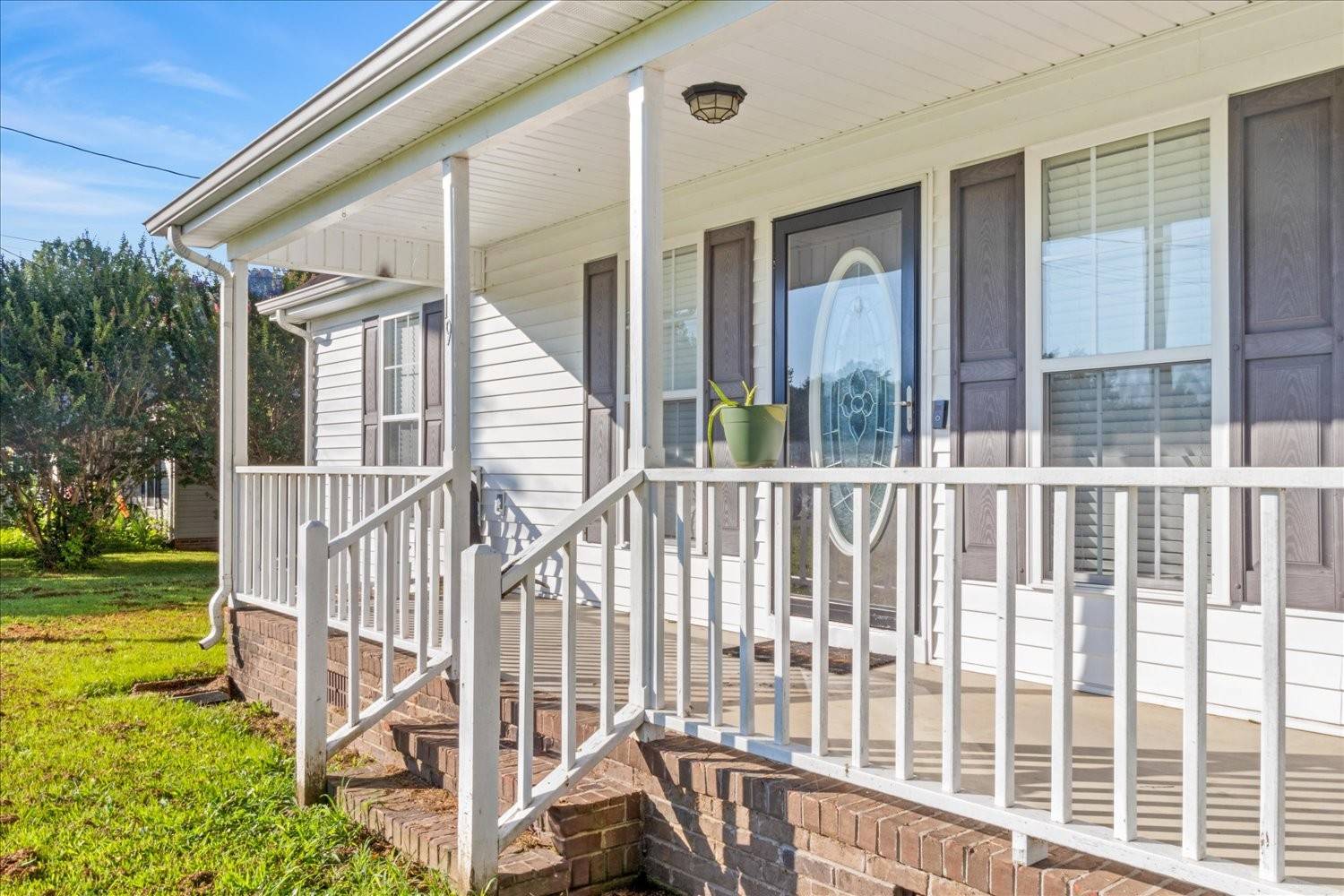 19 Pebble Creek Dr, Fayetteville, TN 37334