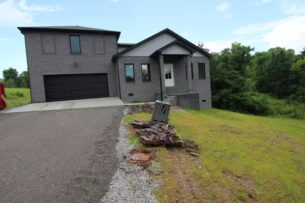 1825 Shop Springs Rd, Watertown, TN 37184