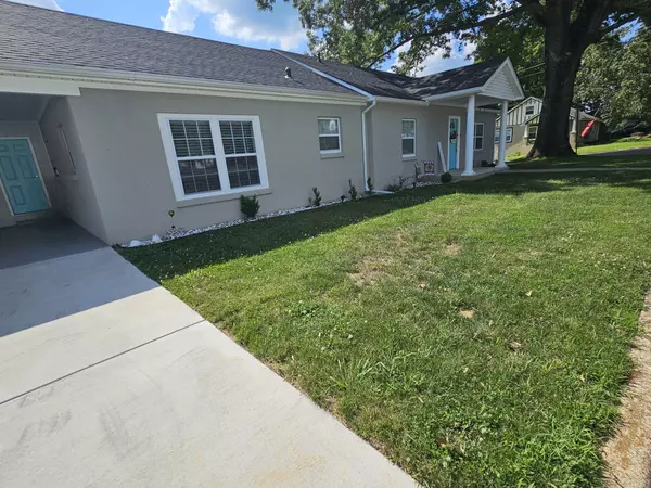 Lawrenceburg, TN 38464,815 1st Ave