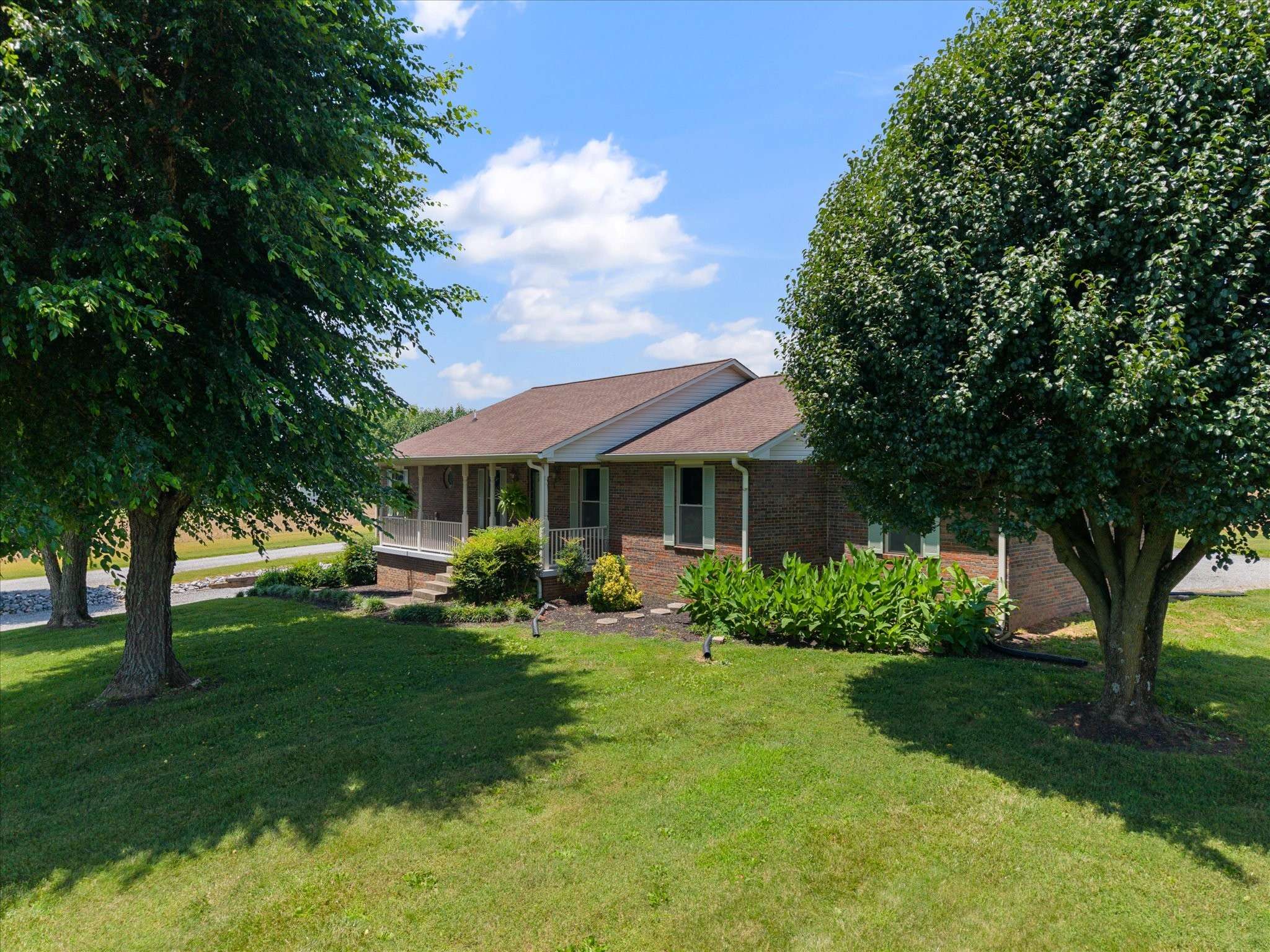 Cedar Hill, TN 37032,2746 Kinneys Rd
