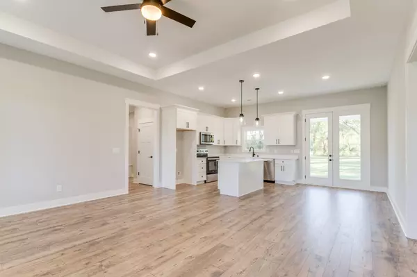 Mcminnville, TN 37110,458 Sherwood Dr