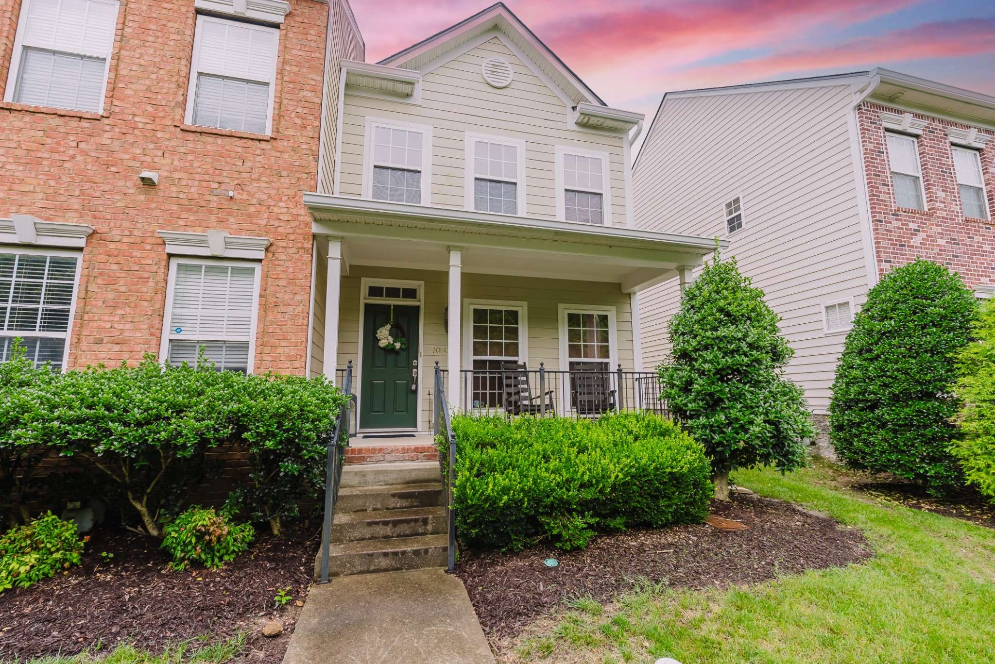 7033 Sunnywood Dr, Nashville, TN 37211