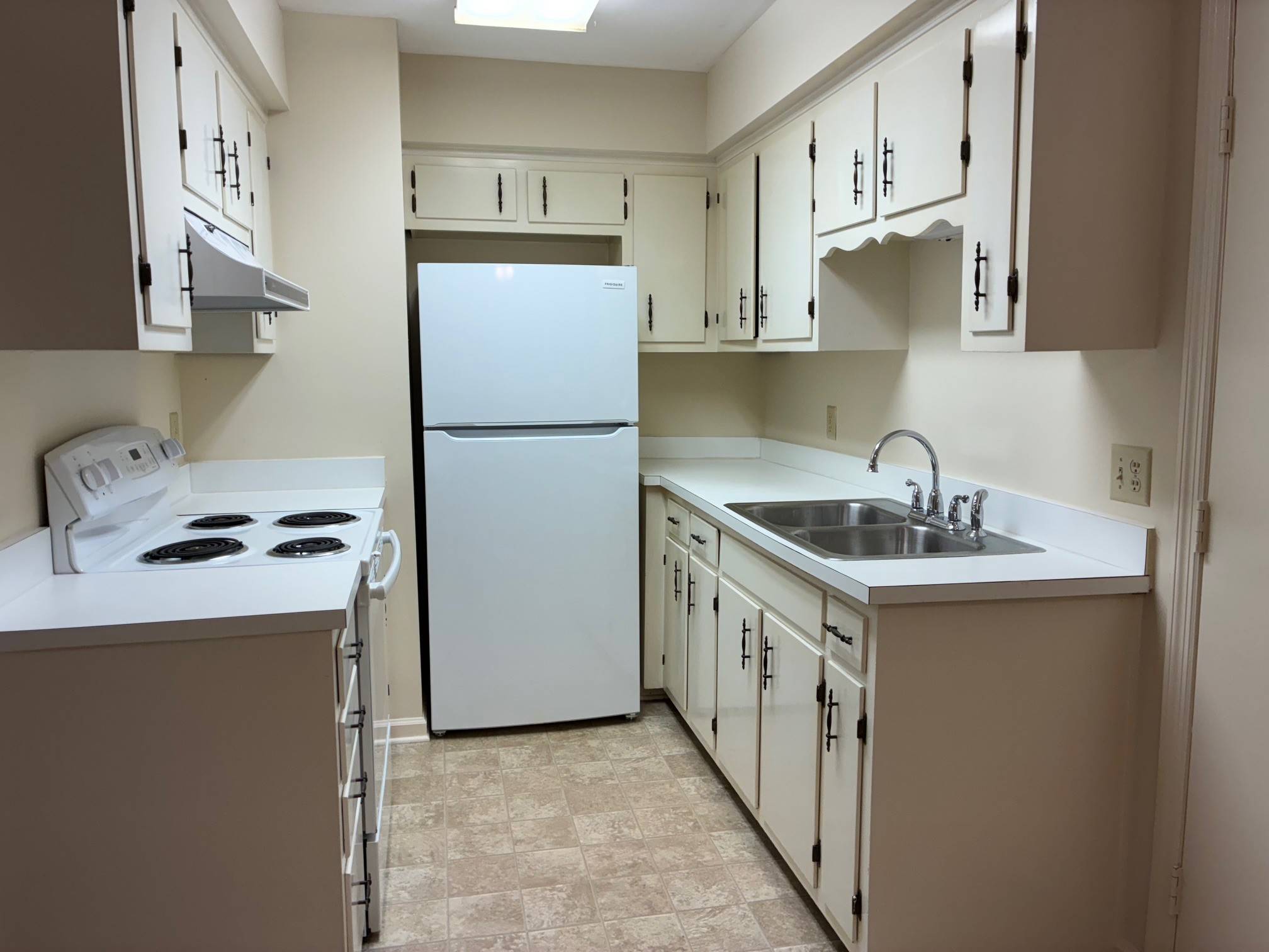 Nashville, TN 37221,339 Deer Lake Dr #339