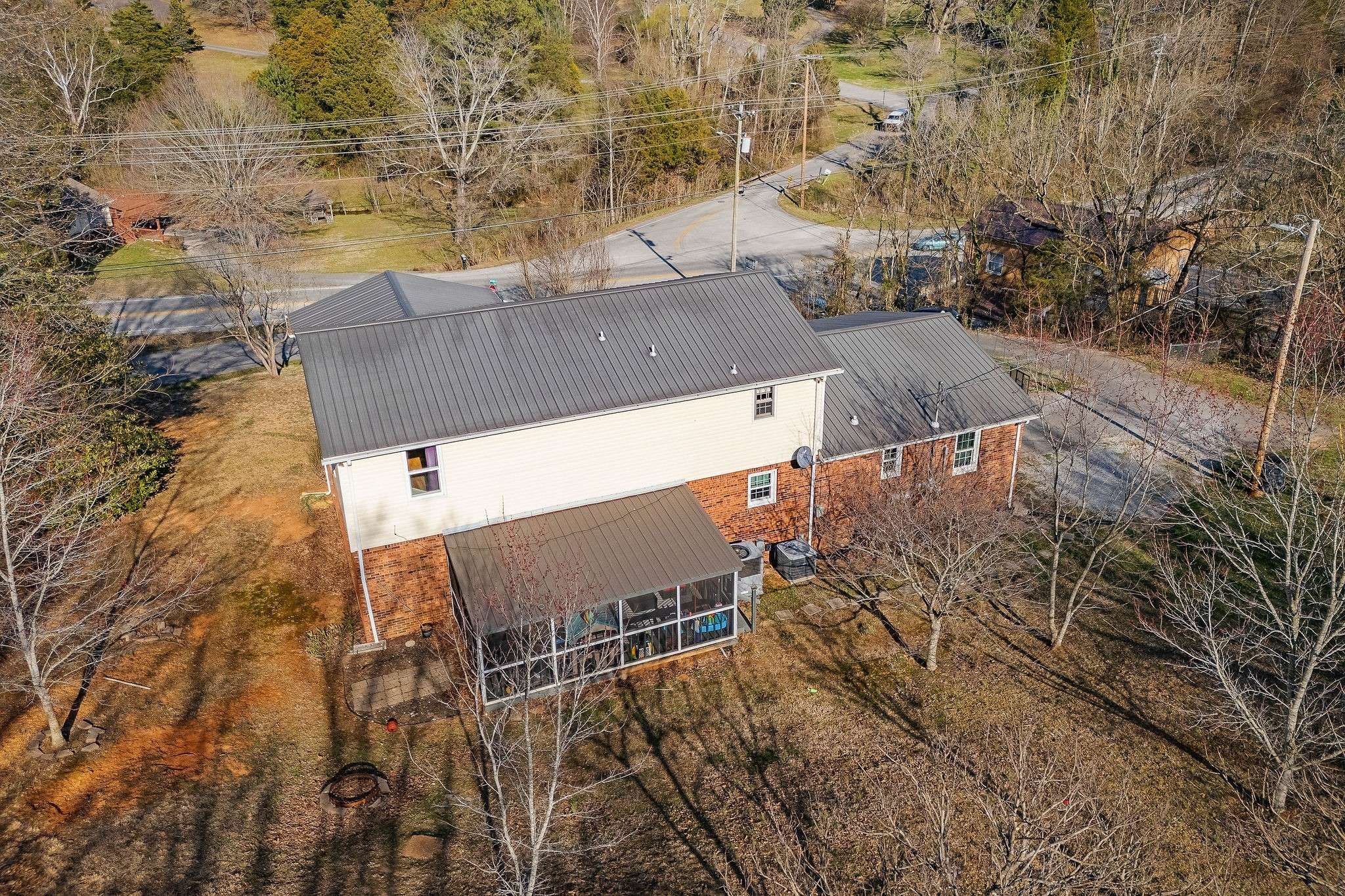 Mcminnville, TN 37110,783 W Main St
